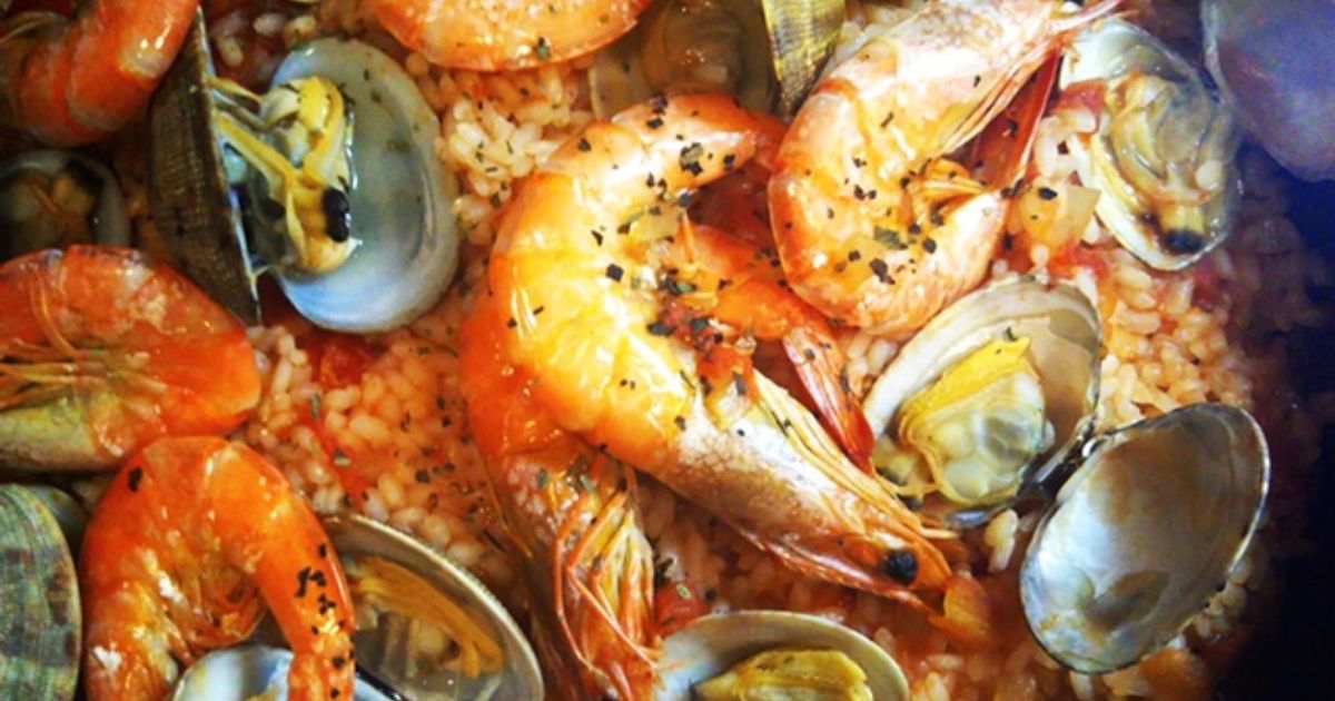 時短！トマト風味フライパンずぼらパエリア by ずぼらOLごはん