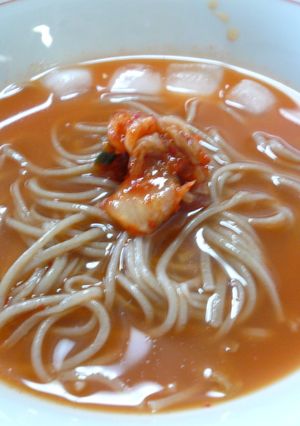 硬めの日本そばで冷麺を作ってみた-レシピのメイン写真