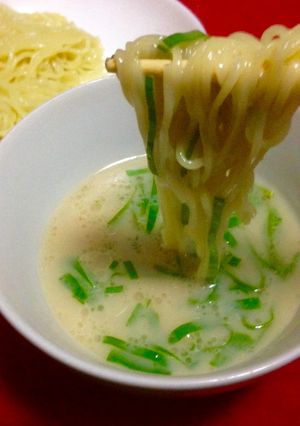 餃子の王将ラーメンとんこつ味で簡単つけ麺-レシピのメイン写真