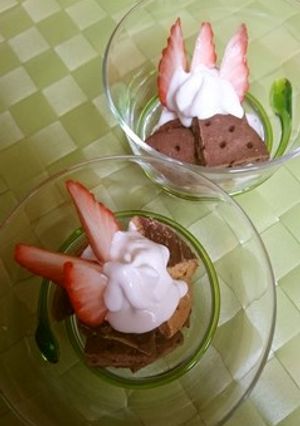 ビスケットで作る「いちごサンド」-レシピのメイン写真
