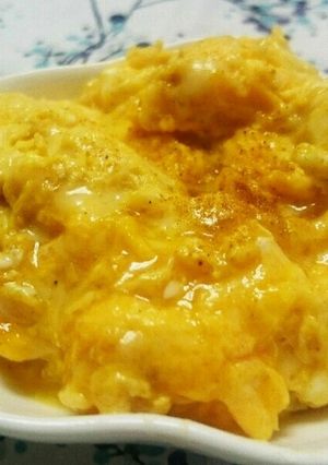 簡単！チーズカレースクランブルエッグ-レシピのメイン写真