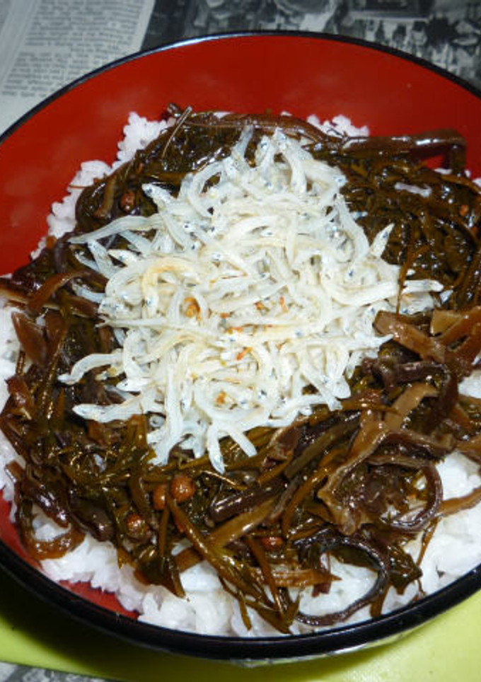 じゃこ＋木耳山椒とあかもくの佃煮の丼-レシピのメイン写真