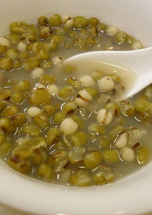 漢方医お勧め薬膳！苡仁緑豆粥-レシピのメイン写真