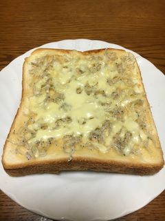 しらすチーズトースト♪-レシピのメイン写真