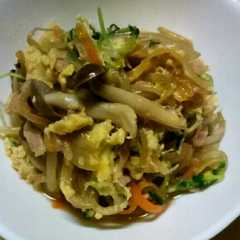 รูปของ ☆しめじ もやし 豆苗 ツナの卵とじ☆