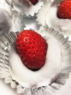 見栄え最高♪いちご大福★簡単レンジ白玉粉-レシピのメイン写真