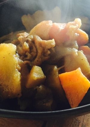 サツマイモで肉じゃが、生姜風味♪-レシピのメイン写真