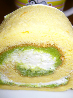 ずんだ(枝豆餡)ロールケーキ-レシピのメイン写真
