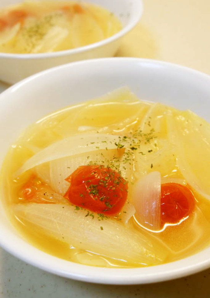 新玉ねぎとプチトマトのスープ-レシピのメイン写真