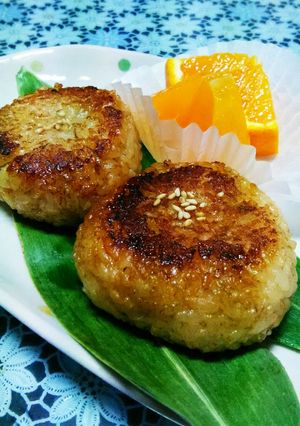 バター醤油と鰹節の焼おにぎり-レシピのメイン写真
