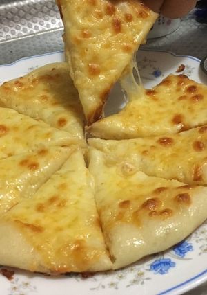 バター練乳ピザ-レシピのメイン写真