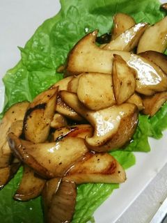 シャキシャキ☆エリンギバター焼き【賄い】-レシピのメイン写真