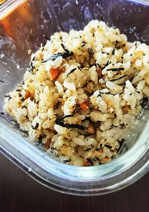 ひじきの煮物でリメイク炒飯-レシピのメイン写真