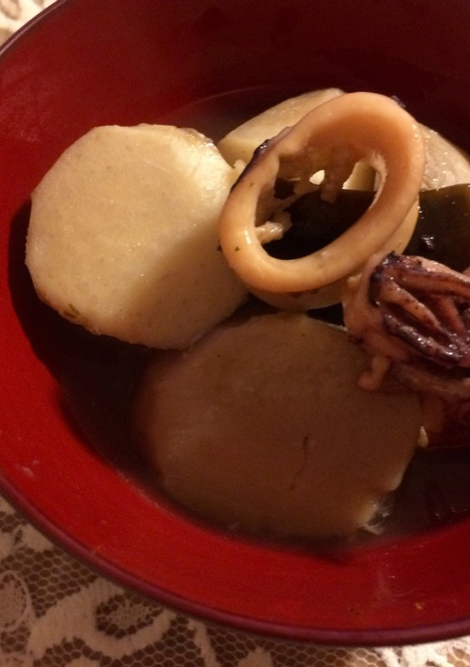 ほっとする味 里芋とイカの煮物-レシピのメイン写真