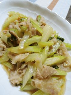 簡単★セロリと豚バラ炒め-レシピのメイン写真