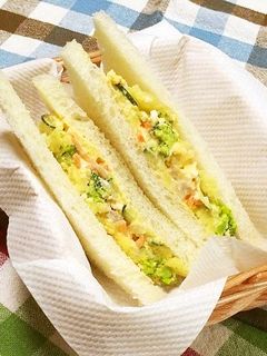 海老とブロッコリーのサラダサンド-レシピのメイン写真