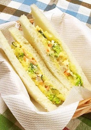 海老とブロッコリーのサラダサンド-レシピのメイン写真