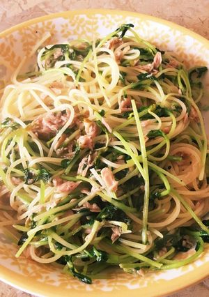 豆苗とシーチキンのオイルパスタ-レシピのメイン写真