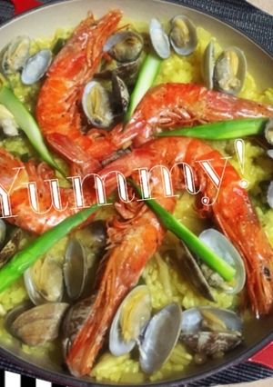 有頭エビの出汁が美味しい♪絶品パエリア-レシピのメイン写真