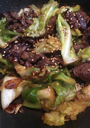 キャベツと牛肉の炒め物-レシピのメイン写真