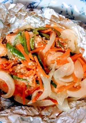 鮭のホイル焼き☆ちゃんちゃん焼き風 甘め-レシピのメイン写真