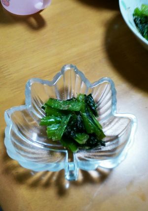 簡単すぎ!小松菜のごま和え-レシピのメイン写真