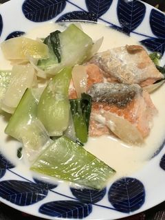 鮭とチンゲン菜のクリーム煮-レシピのメイン写真