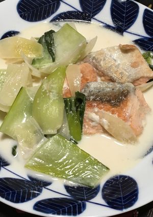 鮭とチンゲン菜のクリーム煮-レシピのメイン写真