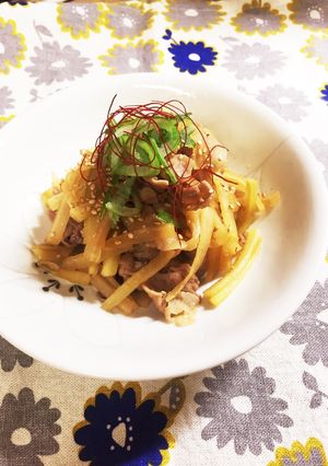 栄養たっぷり大根の皮と豚こまの炒め煮〜♪-レシピのメイン写真
