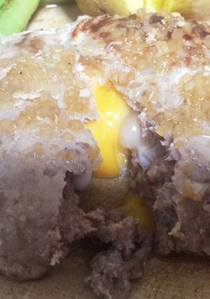 中から卵がとろーり♡エッグインハンバーグ-レシピのメイン写真