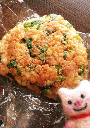 まぜるだけ簡単♪赤味噌ねぎにぎり-レシピのメイン写真