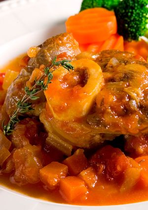 仔牛すね肉のトマト煮込み（オッソブーコ）-レシピのメイン写真