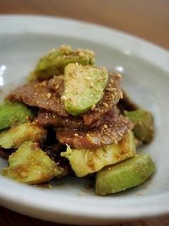牛肉とアボカドのわさび醤油和え-レシピのメイン写真