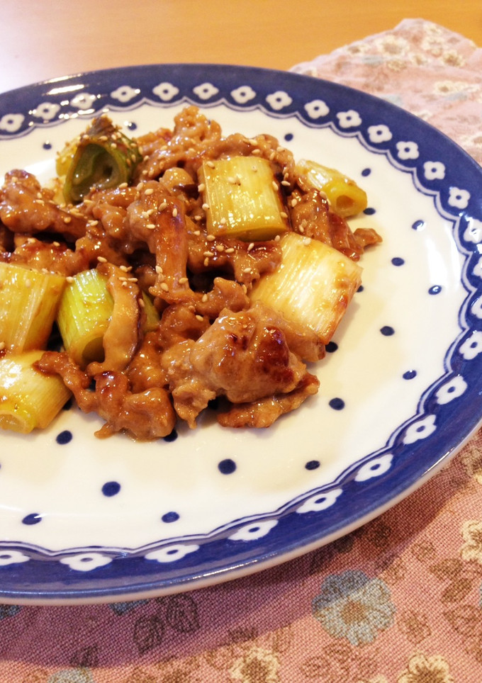 ご飯がススム♡豚肉と長ネギのオイマヨ炒め-レシピのメイン写真