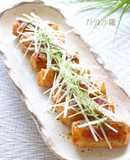 Slightly spicy soy sauce flavor♪ ​Pork wrapped in fishcake