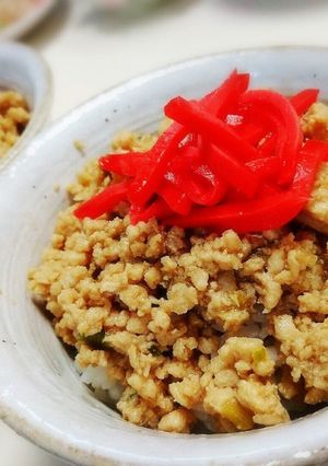 簡単！早い！皆んな大好き鶏そぼろ丼♡-レシピのメイン写真