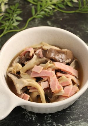 簡単！ひらたけとベーコンの蒸煮-レシピのメイン写真