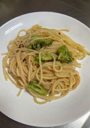 超楽々ブロッコリーペペロンチーノ作ります-レシピのメイン写真