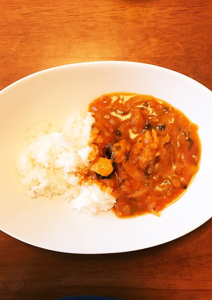 カフェ風トマトとほうれん草のカレー-レシピのメイン写真