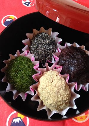 道明寺粉で。色とりどり☆一口おはぎ-レシピのメイン写真