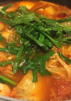 トマトでキムチ鍋-レシピのメイン写真