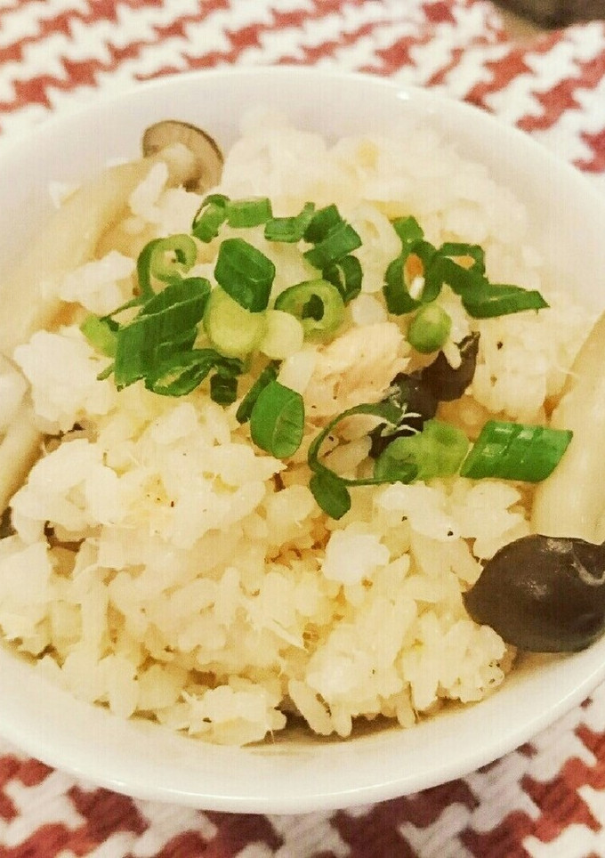 新玉ねぎと鮭の炊き込みご飯-レシピのメイン写真