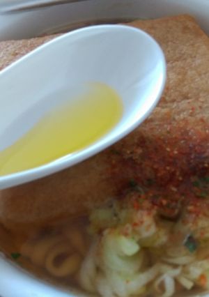 カップ麺にオリーブオイル♥オシャレランチ-レシピのメイン写真