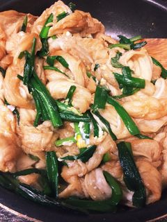 ニラとお麩の卵とじ煮-レシピのメイン写真