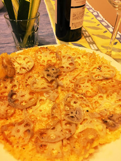 カリッと美味しい!レンコンチーズピザ-レシピのメイン写真