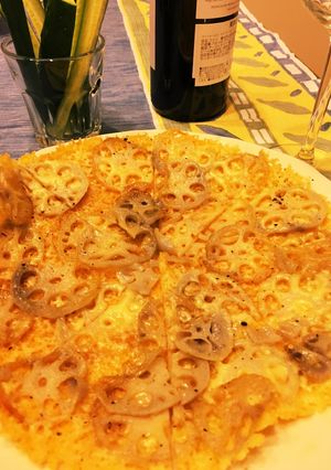 カリッと美味しい！レンコンチーズピザ-レシピのメイン写真