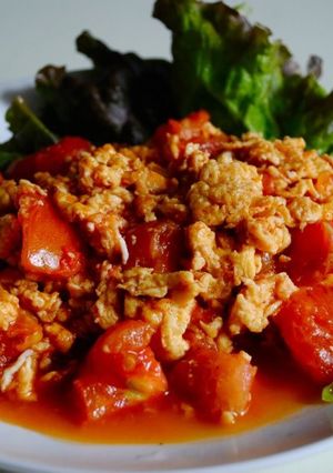 【簡単・前菜】たまごとトマトの胡麻油炒め-レシピのメイン写真