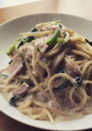 春菊のパスタナッツソース-レシピのメイン写真
