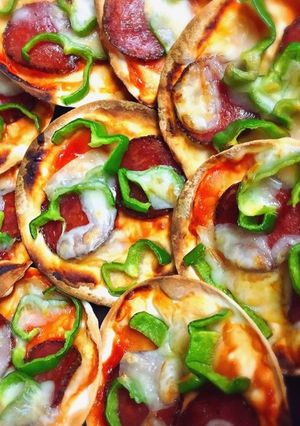 餃子の皮で♡簡単パリパリpizza-レシピのメイン写真