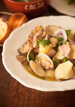 アサリと豚肉のアレンテージョ風-レシピのメイン写真